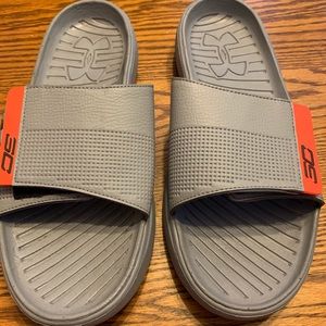 🔥Under Armour SC SLIDES 🔥